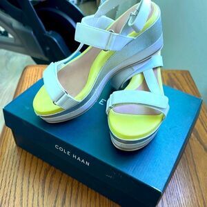 Cole Hann Ayer Flatform Wedge Sandals in white Silver and Yellow